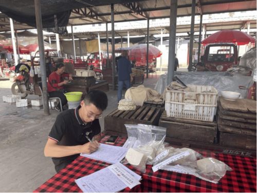 延川县市场监督管理局开展中秋节前食品安全及重点领域安全检查专项行动