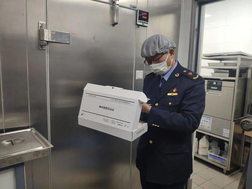 鼓楼区市场监管局 筑牢节日“安全网”，当好食品“守门员”